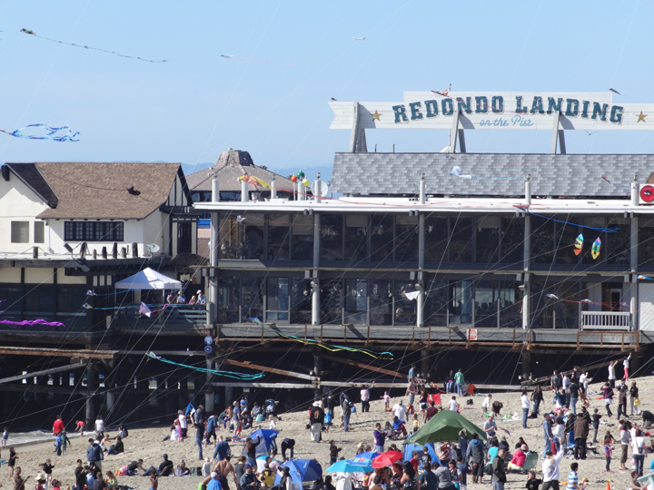 kite-string-beach-redondo-pier