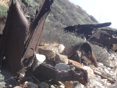 dominator-debris-up-close