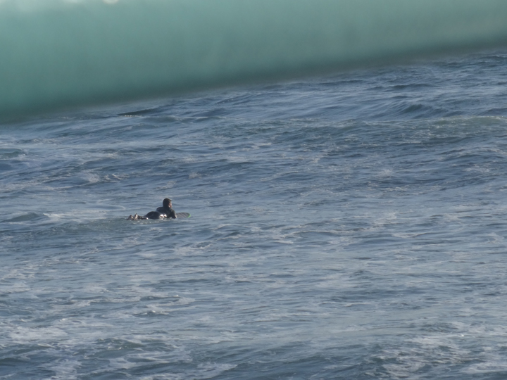 manhattan-pier-view-surfer
