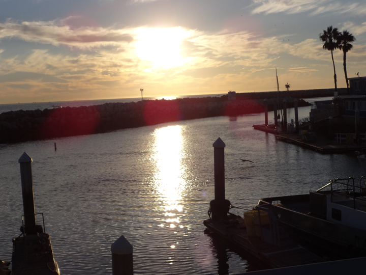 redondo-harbor-sunset