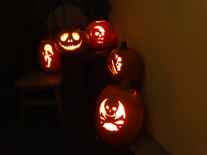halloween-carvings-2013