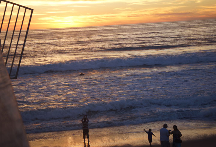 hermosa-pier-sunset-surfer-march-8