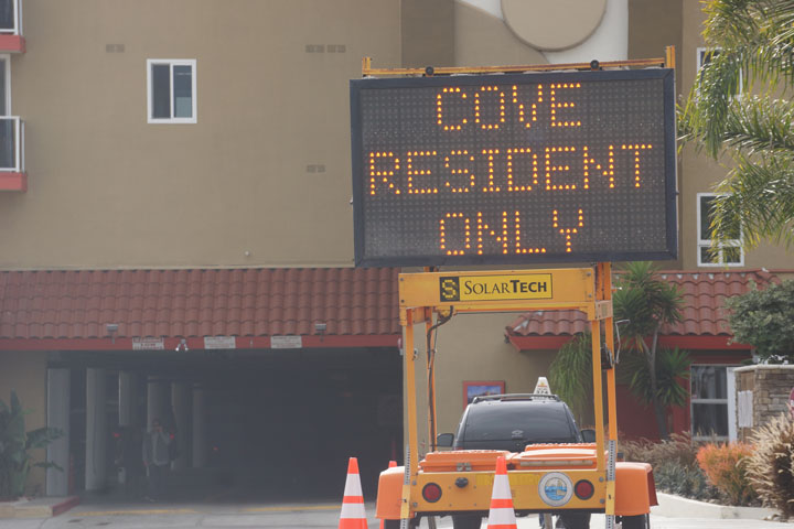 high-surf-sign-closed-access