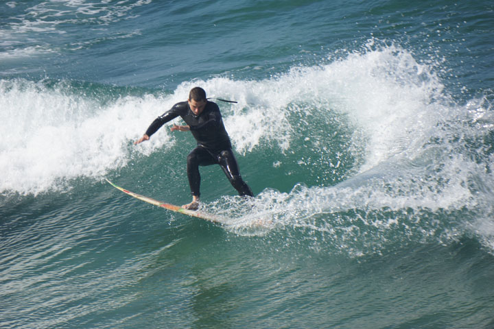 surfing-body-language-hermosa