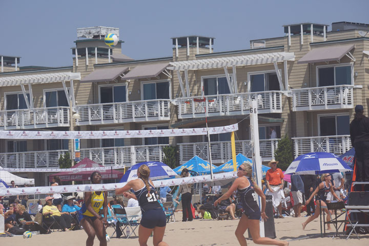 beach-volleyball-hermosa-womens-collegiate-2
