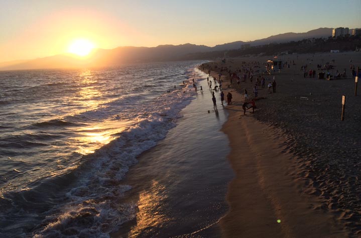 santa-monica-sunset-pier-view
