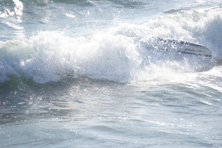 Wavestorm surfboard wipeout in Venice