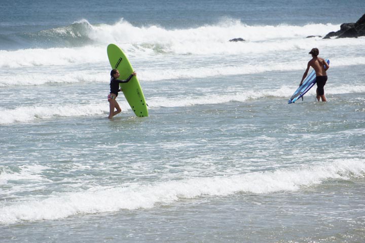 jersey-surfer-pair-ocean-grove