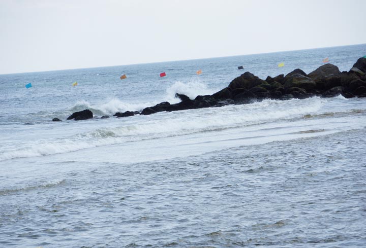 ocean-grove-nj-flags-rock