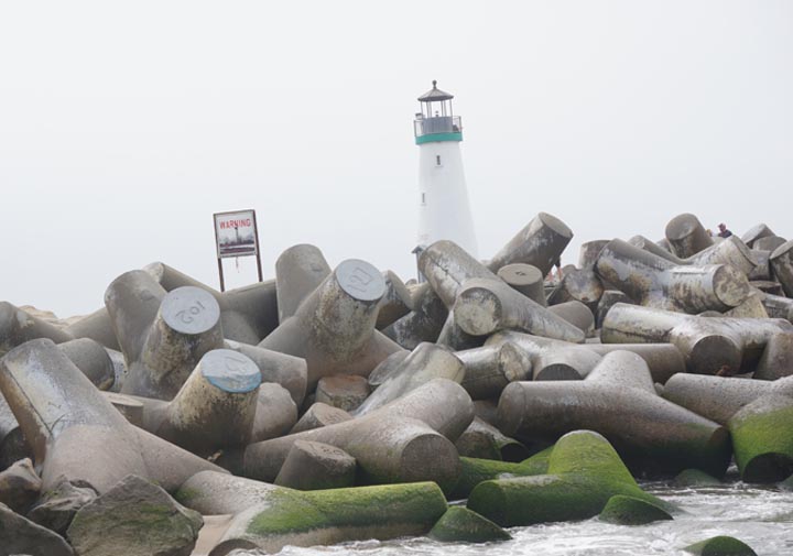 santa-cruz-walton-lighthouse