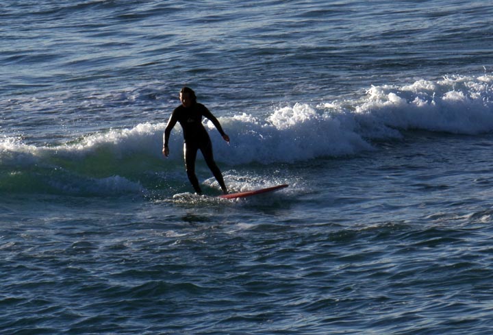 el-porto-surfer-sunny-afternoon-jan