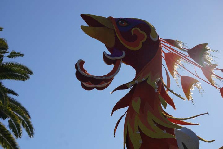 majestic-bird-rose-parade-2015