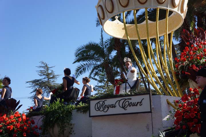 rose-queen-royal-court-rose-parade-2015