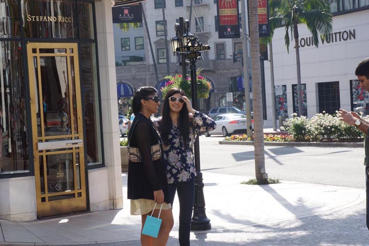 rodeo-drive-tiffanys-louis-vuitton