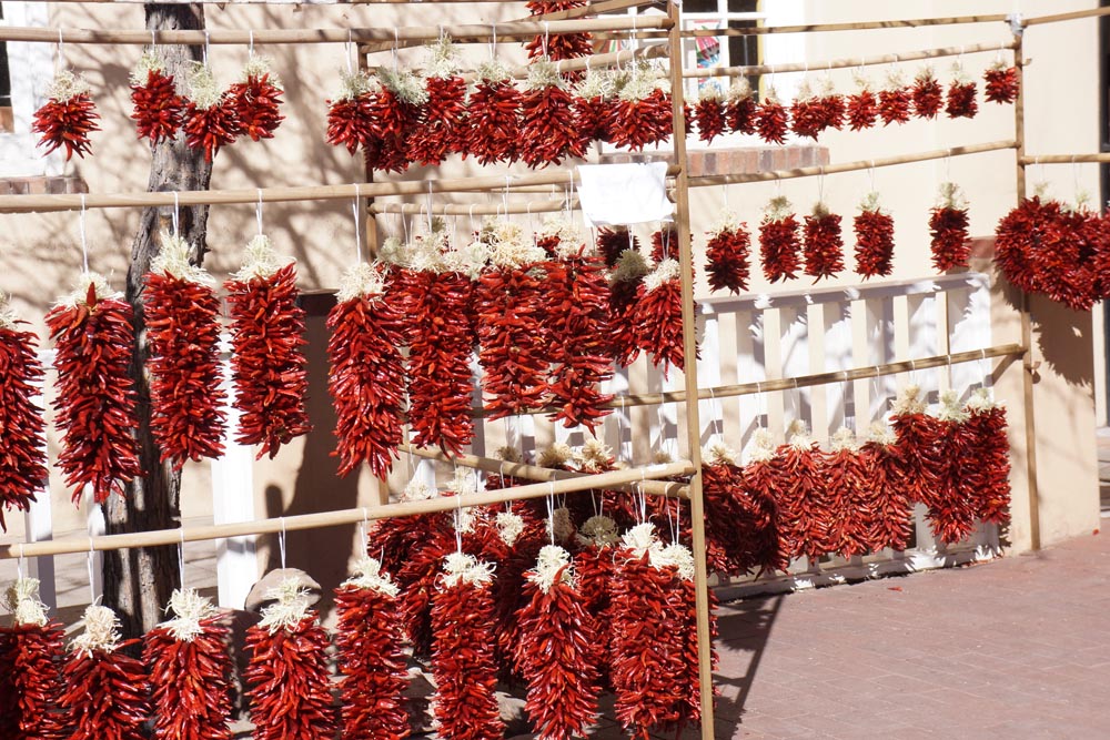 dried-chile-displays-santa-fe