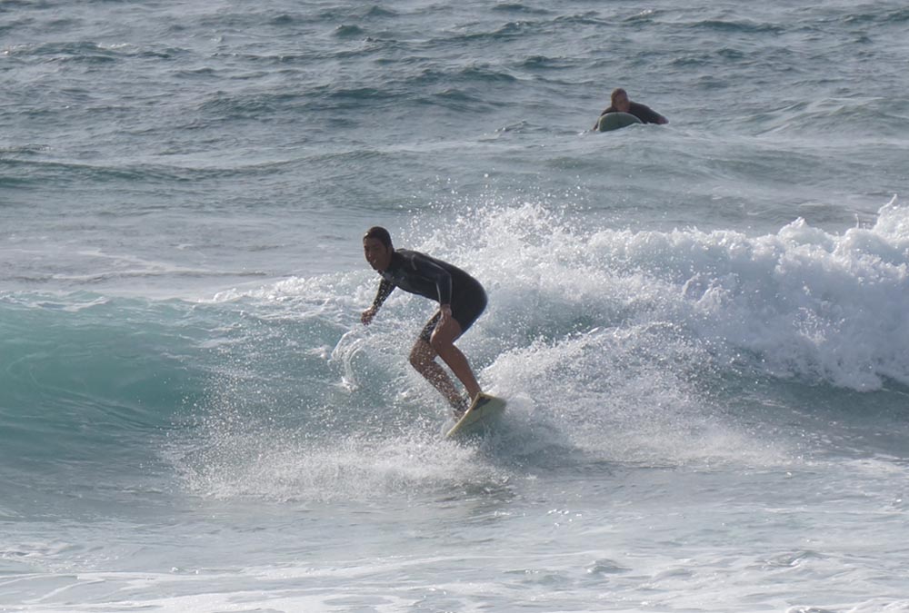 el-porto-surfer-sunday-march-happy