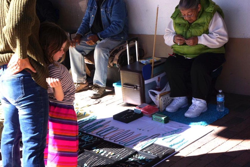 mother-daughter-buying-jewelry-santa-fe