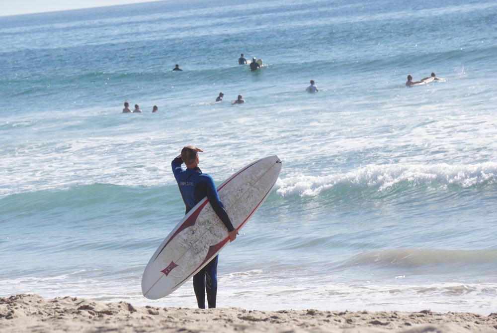 surveying-scene-el-porto-march