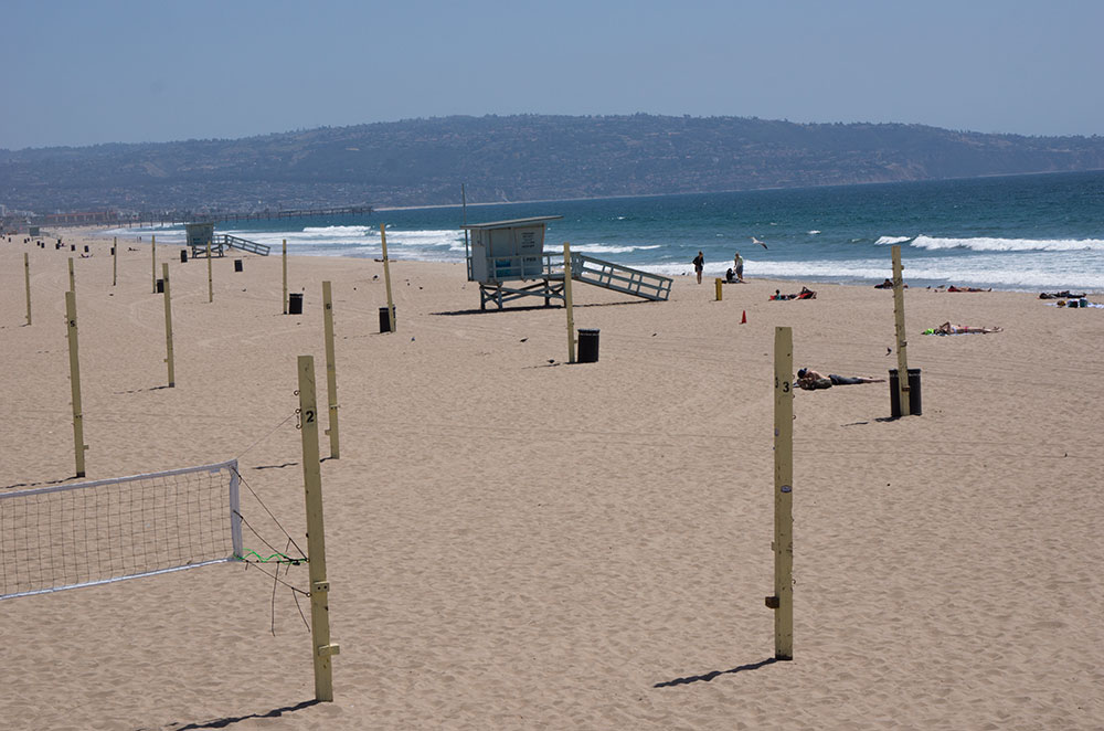 mb-volleyball-nets-midday-april