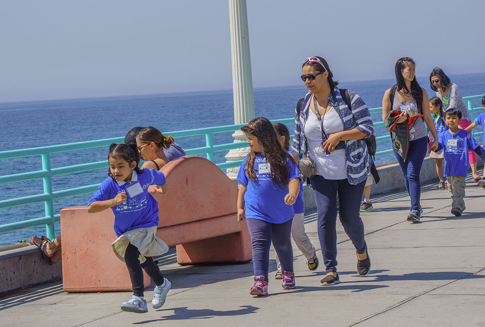 schoolkids-mb-pier