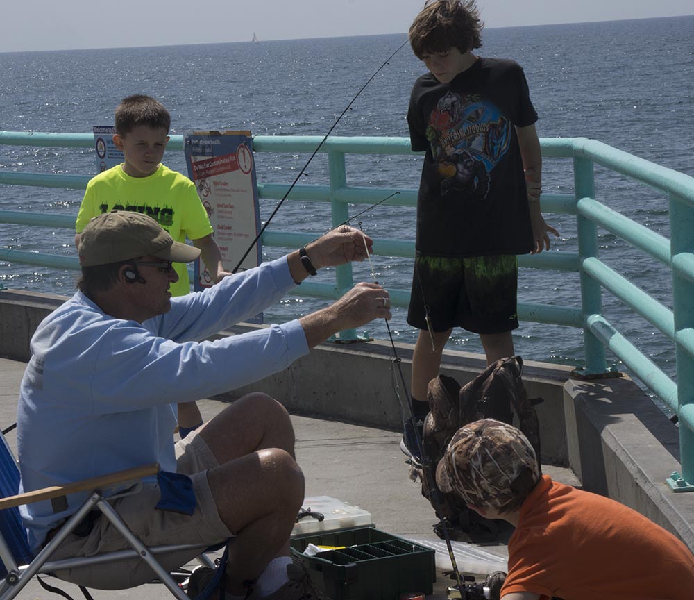 showing-off-lure-mb-pier