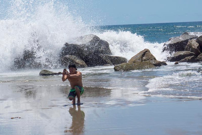 selfie-ocean-splash-venice