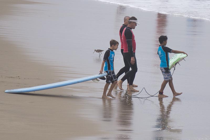 surf-class-hermosa-wed