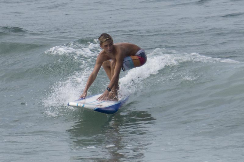 hermosa-surfer-morning-august
