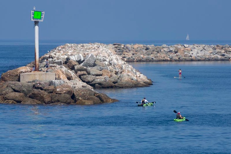 paddling-redondo-harbor-aug