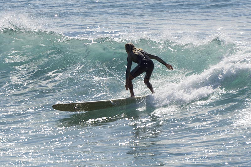 mb-surfer-sparkling-water-nov-pier