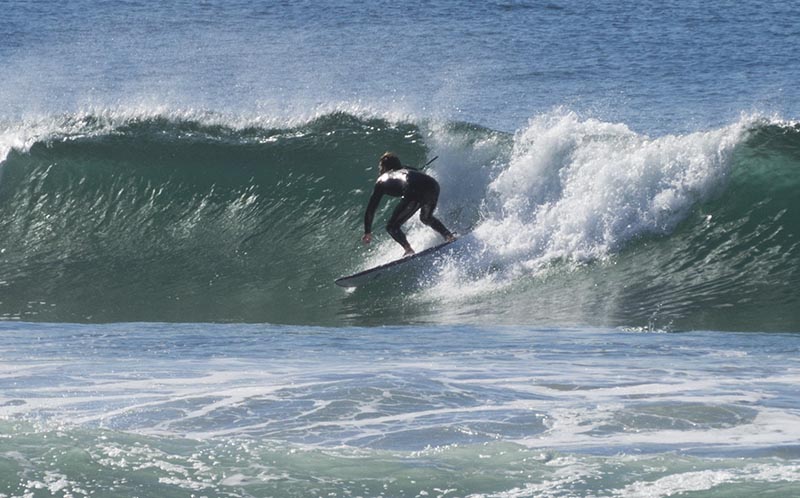 el-porto-surfer-dec-sunny