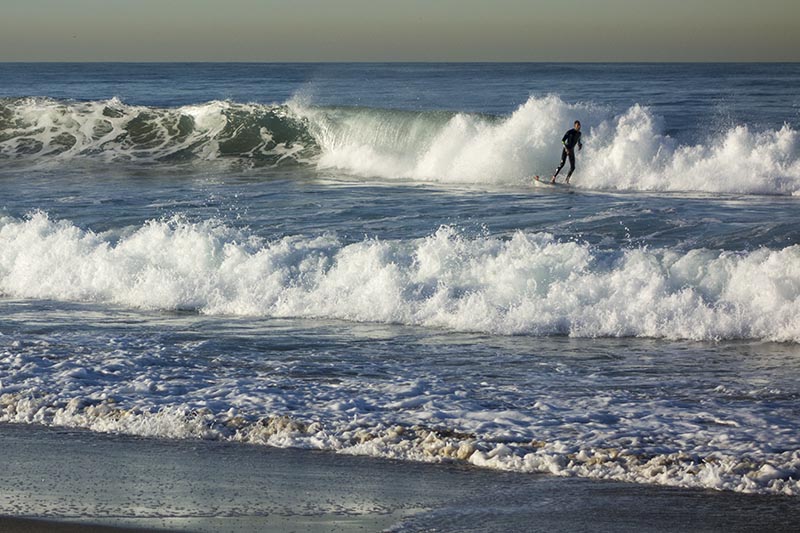 hermosa-surfer-ending-it-dec-morning