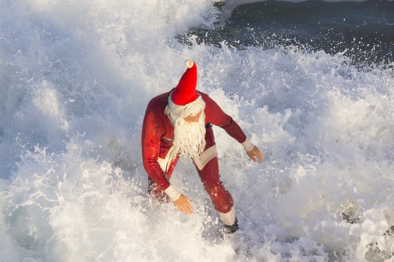 surfing-santa-above-hermosa-dec