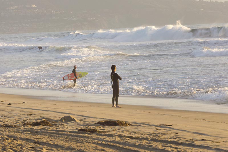 watching-surf-el-porto-fri-dec