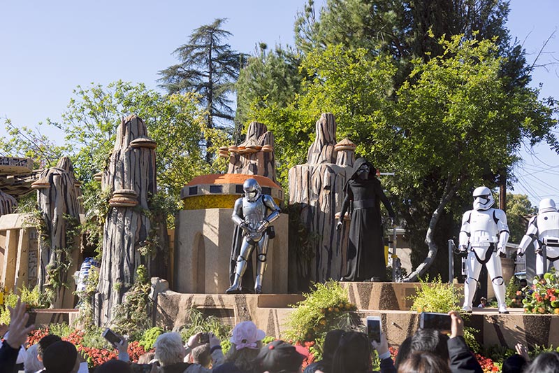 darth-vader-storm-troopers-rose-parade-2016
