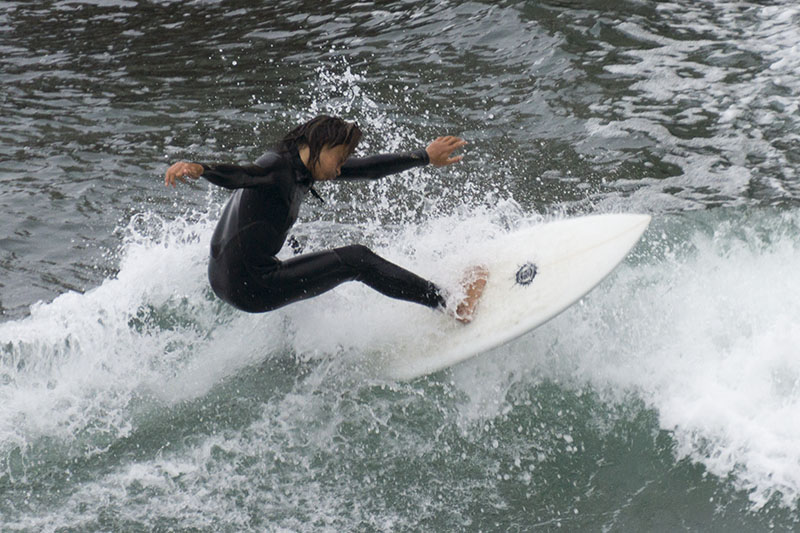 feeling-it-steamer-lane-surfer-boy-april-afternoon