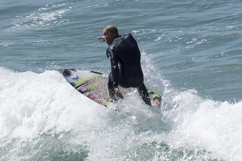 hermosa-surfer-april-morning-pier