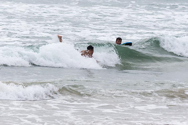 el-porto-body-boarders-june-sunday-cloudy