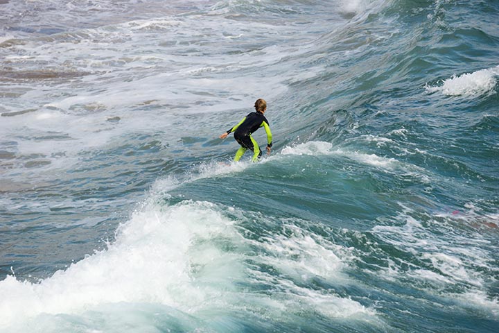 young-mb-surfer-ending-ride-north-pier-june