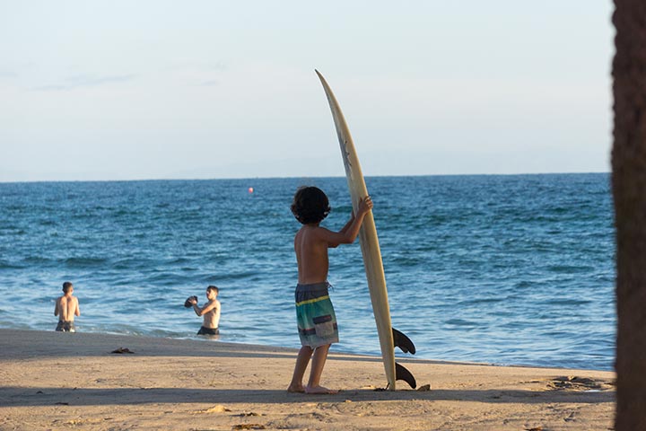 planting-board-checking-action-under-mb-pier-july-sat