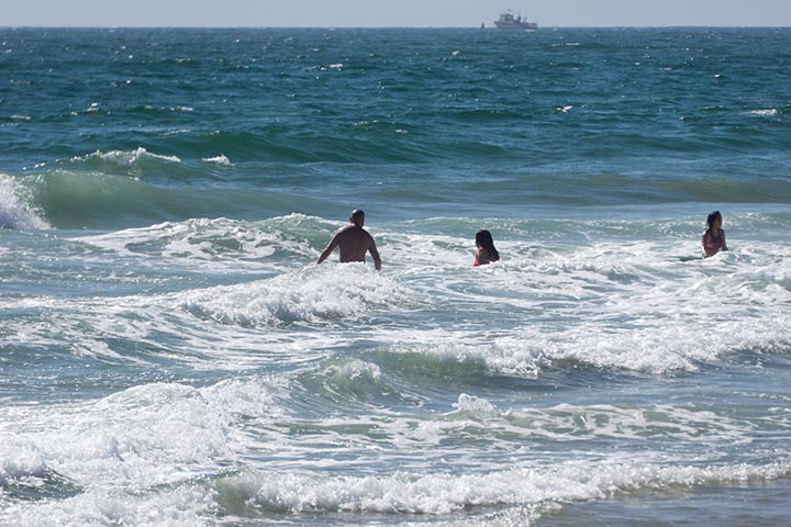 swirling-summer-water-el-porto-july-afternoon